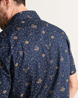 ALTERNATE VIEW OF MEN'S SHORT-SLEEVE LARAMIE SNAP-FRONT SHIRT IN NAVY WESTERN image number 5