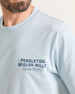 ALTERNATE VIEW OF MEN'S SHORT-SLEEVE DESCHUTES CROSS GRAPHIC TEE IN LIGHT BLUE image number 4