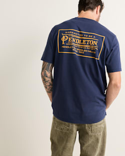 ALTERNATE VIEW OF MEN'S SHORT-SLEEVE DESCHUTES VINTAGE GRAPHIC TEE IN NAVY/GOLD image number 2