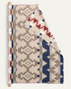 ALTERNATE VIEW OF SUNBRELLA X PENDLETON MOUNTAIN MAJESTY FABRIC IN AMERICANA image number 2