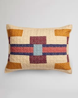 ALTERNATE VIEW OF SADDLE MOUNTAIN PIECED QUILT SET IN TAN MULTI image number 3