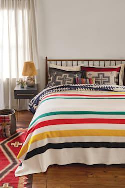 Glacier National Park Blanket-Made in USA | Pendleton Glacier National Park Blanket-Made in USA | Pendleton