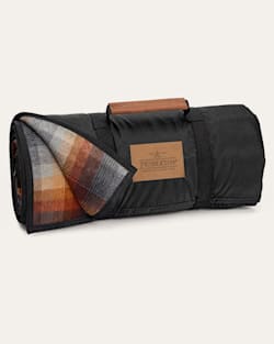 ROLL-UP BLANKET IN MERCED image number 1
