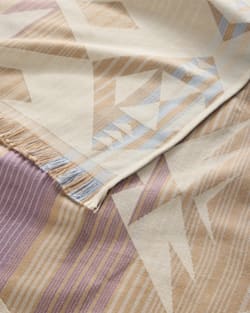 ALTERNATE VIEW OF LIGHTWEIGHT SUNSEEKER TOWEL IN TAN AGATE BEACH image number 2