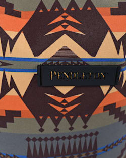 ALTERNATE VIEW OF PET FOOD STORAGE BAG IN MYSTIC LAKE image number 5