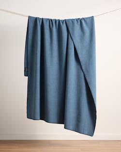 ALTERNATE VIEW OF PHOENIX BLANKET IN BLUE MIX image number 5