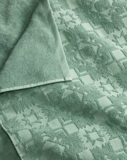 ALTERNATE VIEW OF SCULPTED TOWEL COLLECTION IN MARINE image number 2