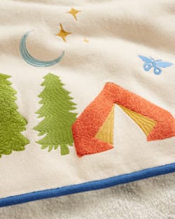 ALTERNATE VIEW OF CUB CREEK SHERPA STROLLER BLANKET IN MULTI image number 3