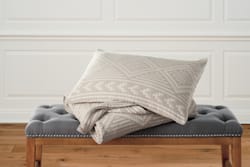 ALTERNATE VIEW OF GANADO COTTON MATELASSE COVERLET COLLECTION IN BEIGE image number 2