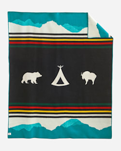 ALTERNATE VIEW OF CROWN OF THE CONTINENT BLANKET IN IVORY image number 2