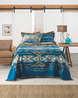 ADDITIONAL VIEW OF STAR WATCHERS BLANKET IN BLUE image number 3