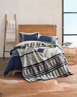 ADDITIONAL VIEW OF SPIRIT SEEKER BLANKET IN NAVY image number 4