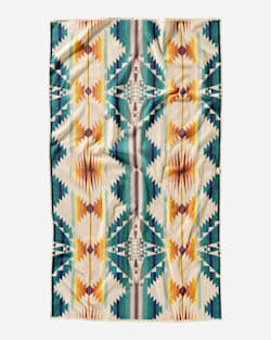 ALTERNATE VIEW OF FALCON COVE SUNSET SPA TOWEL IN WHITE MULTI image number 2