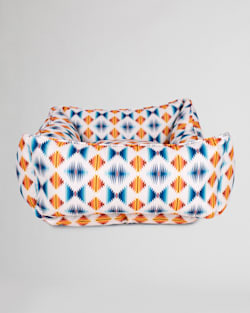 ALTERNATE VIEW OF FALCON COVE ALL SEASON DOG KUDDLER IN FALCON COVE image number 3