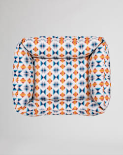 ALTERNATE VIEW OF FALCON COVE ALL SEASON DOG KUDDLER IN FALCON COVE image number 4