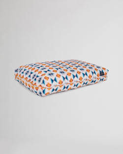 ALTERNATE VIEW OF FALCON COVE ALL SEASON DOG BED IN FALCON COVE image number 2