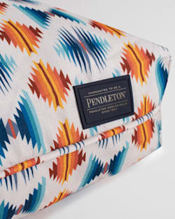 ALTERNATE VIEW OF FALCON COVE ALL SEASON DOG BED IN FALCON COVE image number 5