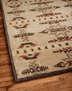 ALTERNATE VIEW OF HANDMADE GATEKEEPER RUG IN BEIGE image number 4