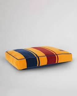 ALTERNATE VIEW OF YELLOWSTONE NATIONAL PARK DOG BED IN YELLOWSTONE image number 3