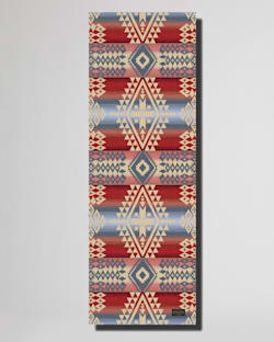 ADDITIONAL VIEW OF PENDLETON X YETI YOGA CANYONLANDS MAT IN GOLD image number 2