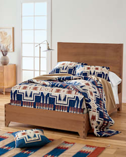 HARDING COVERLET SET image number 4