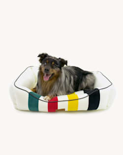 GLACIER NATIONAL PARK PET BED - KUDDLER image number 6