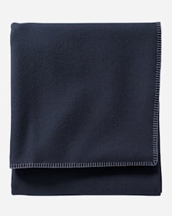 WHIPSTITCH MERINO BLANKET