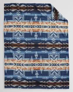 FLAT VIEW OF SILVER CITY ORGANIC COTTON THROW IN NAVY image number 1