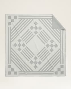 WILLOW CREEK PIECED QUILT SET IN IVORY image number 1