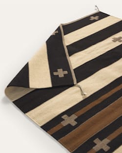 ALTERNATE VIEW OF TURQUOISE CROSSES RUG IN NEUTRAL image number 2