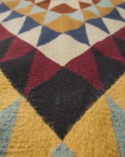 ALTERNATE VIEW OF GATEWAY CANYON RUG IN MULTI image number 3