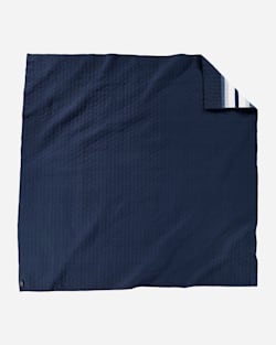 ALTERNATE VIEW OF CHIEF STAR PIECED QUILT SET IN NAVY image number 2