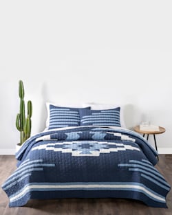 ALTERNATE VIEW OF CREEKSIDE PIECED QUILT IN INDIGO image number 5