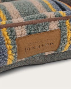 ALTERNATE VIEW OF YAKIMA CAMP PET BED - KUDDLER IN GREEN HEATHER image number 2