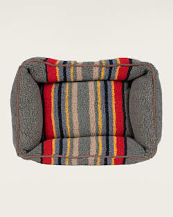 ALTERNATE VIEW OF YAKIMA CAMP PET BED - KUDDLER IN GREEN HEATHER image number 5