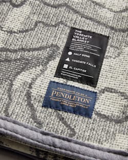 ALTERNATE VIEW OF NORTH DRINKWARE X PENDLETON YOSEMITE VALLEY BLANKET IN GREY image number 4