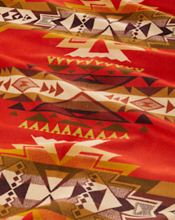 ALTERNATE VIEW OF LIMITED EDITION HIGHLAND PEAK BLANKET IN RED CHILI image number 4