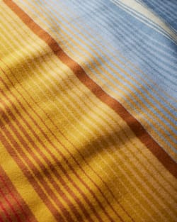 CLOSE UP VIEW OF PATTERN ON DRUM KEEPERS BLANKET IN SUSNET MULTI image number 5