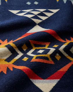 ALTERNATE VIEW OF NEHALEM SADDLE BLANKET IN NAVY image number 2