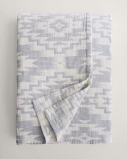 ALTERNATE VIEW OF MESILLA COTTON MATELASSE COVERLET IN BLUE/IVORY image number 5