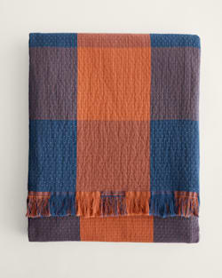 ALTERNATE VIEW OF BLOCK PLAID ORGANIC COTTON FRINGED THROW IN COPPER/INDIGO image number 6