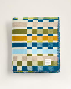 ALTERNATE VIEW OF SCHOOLHOUSE X PENDLETON BLANKET IN CANEBRAKE MOSS image number 4