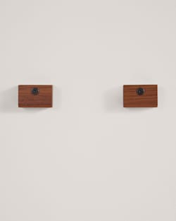 ALTERNATE VIEW OF QUILT HANGER CLIPS IN WALNUT image number 4