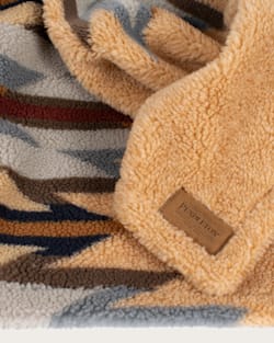 ALTERNATE VIEW OF WYETH TRAIL PET BLANKET IN BEIGE image number 2