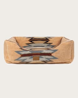 WYETH TRAIL PET BED - KUDDLER IN BEIGE image number 1