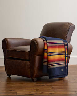 ALTERNATE VIEW OF SERAPE ROBE IN NAVY image number 4