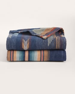WYETH FALLS/STRIPE ORGANIC COTTON THROW GIFT PACK IN DENIM image number 1