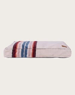 SERAPE PET BED - NAPPER IN ROSEWOOD image number 1