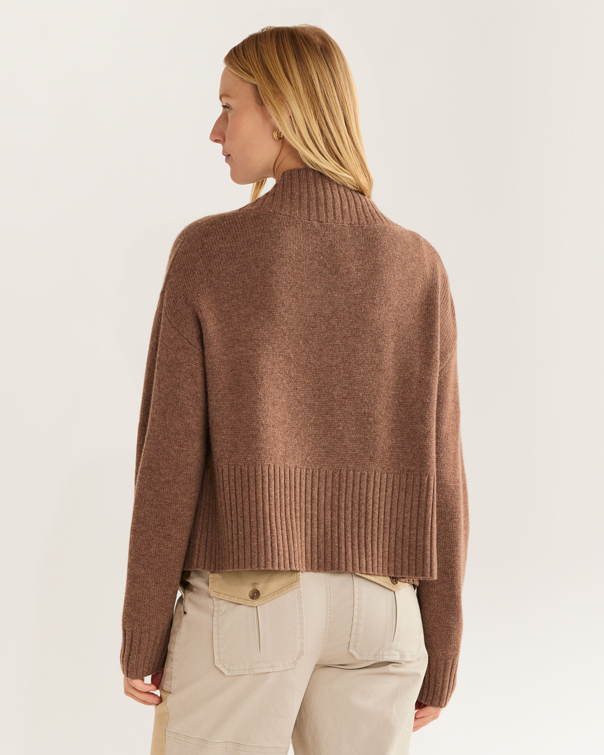Women's Knitwear: Cashmere, Sweaters, Cardigans