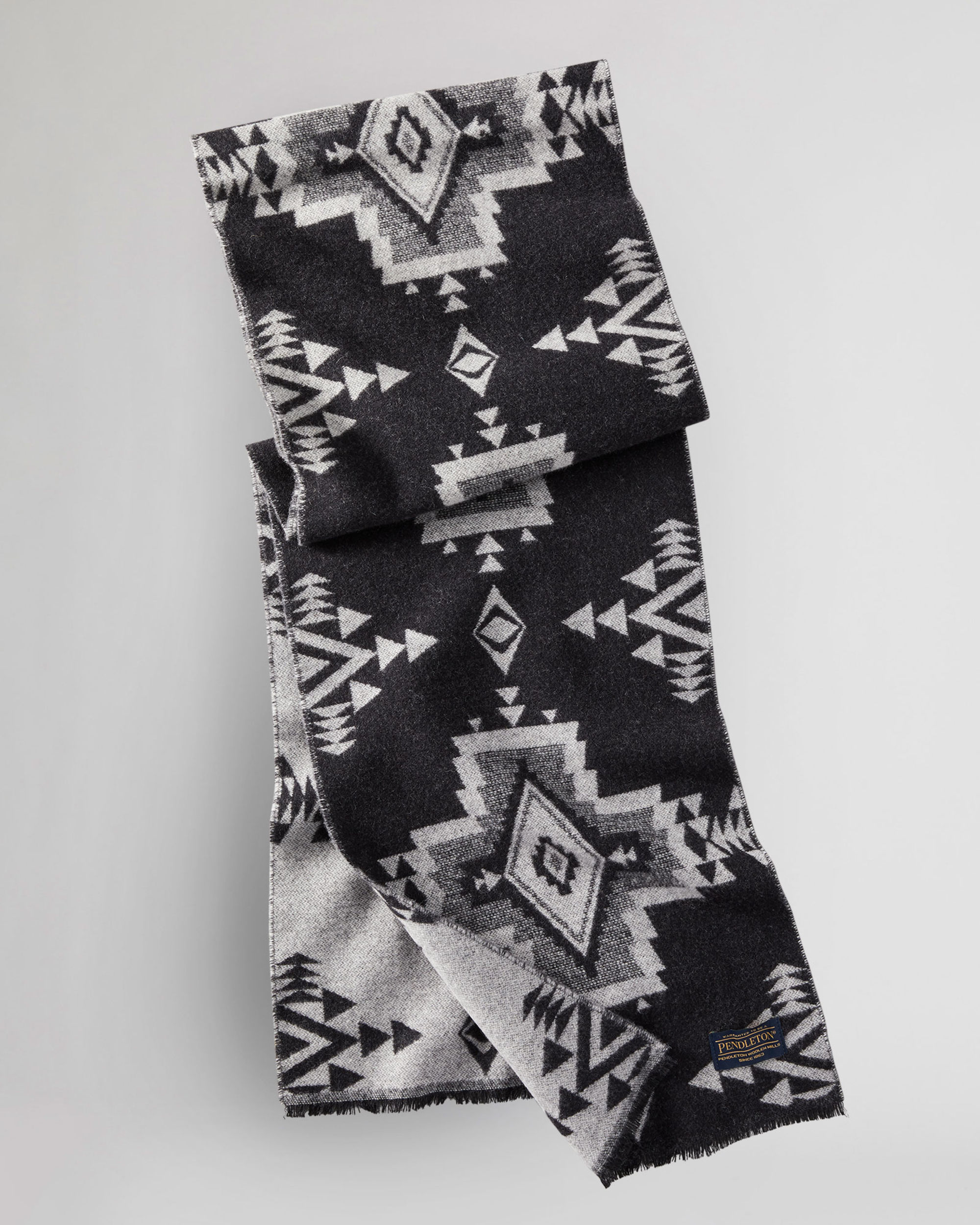 Women's black double-sided Rock jacquard scarf